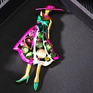 Brooch Fancy Stylish Dressed Fashion Diva Crystal Glam Trendy Sparkle Hat Classy